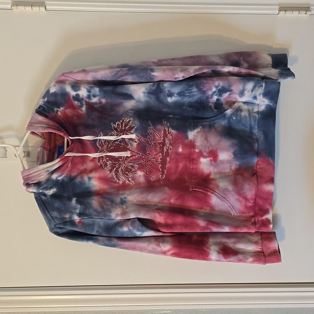 Women's Hurley Size Small Red and Blue Tye Dye Sweats Outfit